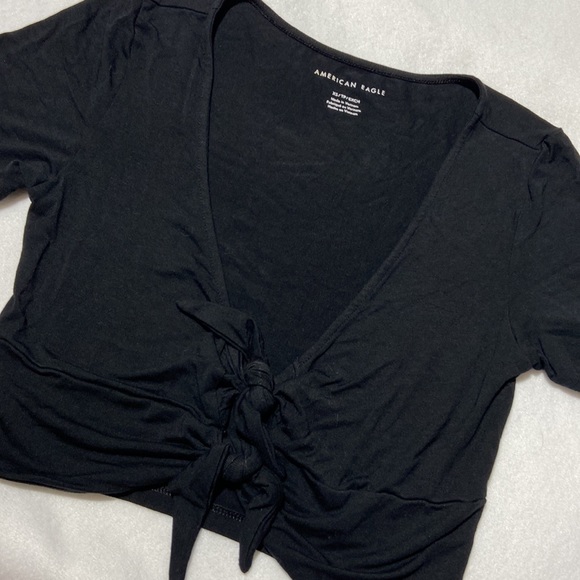 American Eagle Double Knot V Neck Crop Top. Extra Small. Black. - Picture 5 of 8